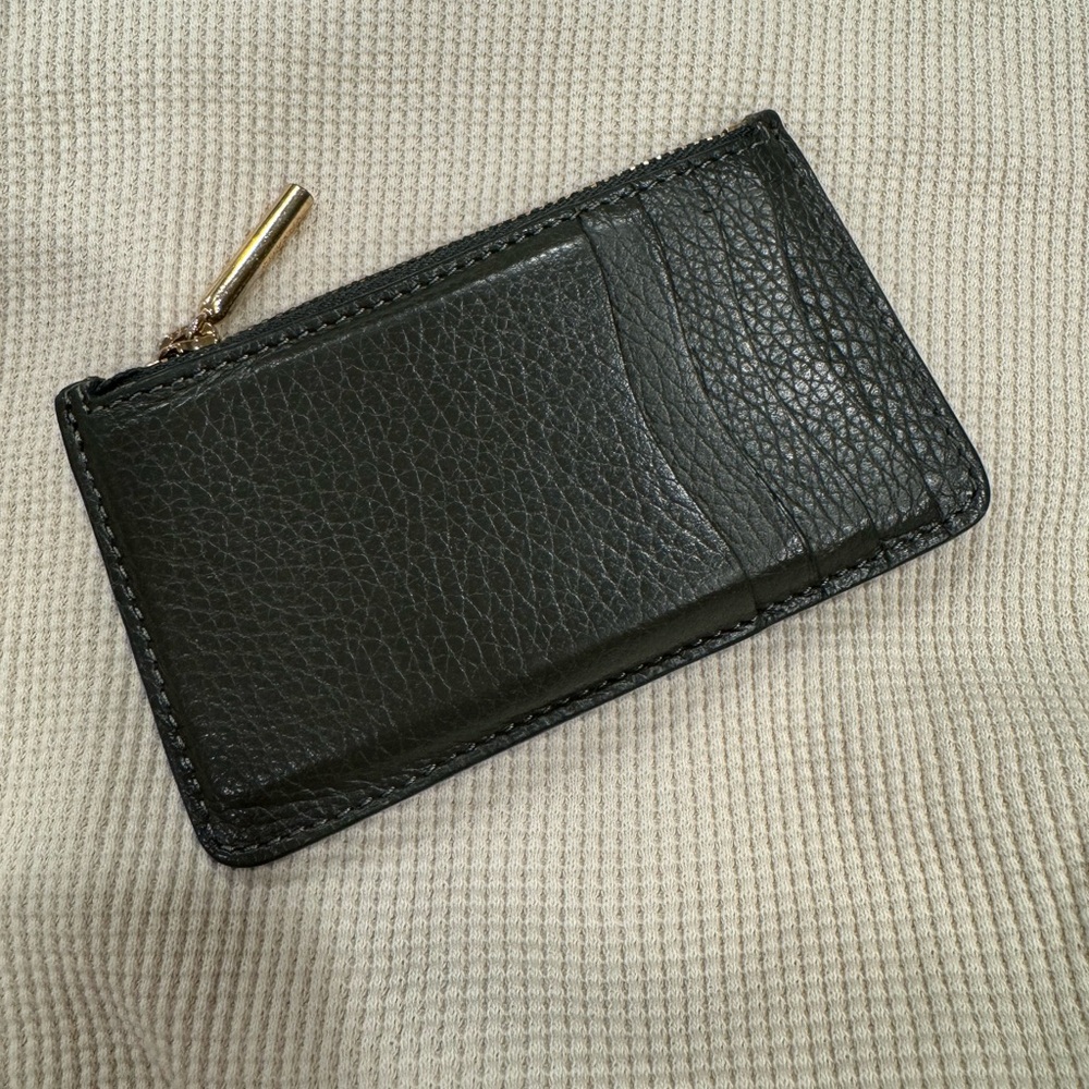 Cuyana Leather Card Holder Wallet in Olive Green